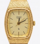 Relógio feminino vintage em aço dourado da marca CITIZEN Quartz. Bom estado de conservação, porém, não funcionando.