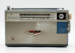 Rádio portátil vintage da marca MITSUBISHI , 8X - 584A. Aparelho japonês, de 1960 em bom estado de conservação. Não testado.