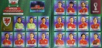 2022 - SELEÇÃO DE PAÍS DE GALES COMPLETA - COPA DO MUNDO QATAR 2022 - 20 FIGURINHAS SEM REPETIÇÃO - Posições: WAL 1 até WAL 20 - Paginas 22 e 23 - Figurinhas Originais PANINI sem uso (para colar no álbum)