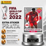 2022 - ALPHONSO DAVIES PRATA - EXTRA ROOKIE (Canadá) - Figurinha Original PANINI do Álbum da COPA DO MUNDO FIFA 2022 - Raridade - Rara - Imagem ilustrativa de uma das peças do acervo, o cliente vai receber a figurinha descrita neste anúncio
