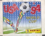 1994 Vintage - Envelope de Figurinhas Copa do Mundo 1994 - EUA - Reimpressão Colecionável. Reviva a magia da Copa do Mundo de 1994 com este envelope de figurinhas reimpresso com alta fidelidade ao original da época! Um item perfeito para colecionadores apaixonados por futebol e nostalgia. Modelo baseado no envelope clássico da Copa de 1994 Impressão de qualidade, ideal para coleção ou decoração. Produto reimpresso, não é original da época Ótimo para completar sua coleção temática de Copas do Mundo. Tamanho aproximado: 11cm x 8cm (padrão clássico).