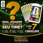 2026 - ??? ENVELOPES LACRADOS DA COPA 2026 - Neste lote vamos dividir o valor total do lance do cliente INCLUINDO O 5% DO LEILOEIRO e dividir por R$ 7, assim enviar a quantidade que for preciso de envelopes para o arrematante + 1 para ele pagar no máximo R$ 7.00 por envelope + frete, OU SEJA, O VALOR DA PEÇA NÃO VAI SUBIR E SIM A QUANTIDADE DE PEÇAS. VEJA A FOTO 2 explicando como será este lote. Segue exemplo: Se a arrematação fechar em R$ 100 + 5% do leileiro o cliente leva 105/7 = 15 envelopes + 1 - Total de 16 Envelopes Lacrados, se atentar que independente do valor que fechar o lote, o cliente vai receber ele 100% convertido em Envelopes (pacotinhos) a um valor máximo de R$ 7 cada + frete. Imagem ilustrativa. Produto Original PANINI