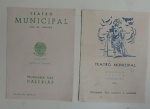 Folhetos com programas do teatro Municipal. Sendo um de 1942 e outro de 1952.