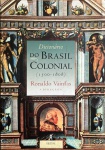 Livro. Biblioteca José Roberto Teixeira Leite. DICIONÁRIO DO BRASIL COLONIAL (1500-1808). Ronaldo Vainfas (dir.). Rio de Janeiro: Objetiva, 2000. 23,4 x16,3 cm. 599 págs. Em bom estado. Organizador e autores enfatizam ser este um dicionário crítico, e o fato de ter sido redigido em linguagem a meio caminho entre a utilizada nos meios universitários   e a peculiar de simples divulgação. Trata-se além do mais de obra única na historiografia nacional, que nem sempre tem dado ao Brasil Colonial a importância que certamente merece.