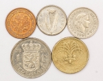 Numismática, INTERNACIONAL. Cinco Moedas Estrangeiras Sortidas