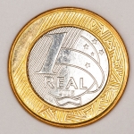 Numismática, Brasil. Moeda de 1 Real 2015 comemorativa 50 Anos BC com reverso inclinado à direita. Tiragem 50.000.000 V-578 FC