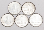 Numismática, Brasil. Lote com cinco moedas de 1 Cruzeiro, anos 1979, 1980, 1981, 1982 e 1984 Cana de Açúcar. Já escassa