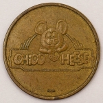 Colecionismo - Ficha Chico Cheese Interlink - Usada como forma de pagamento em algumas lanchonetes da antiga rede de fast food CHICO CHEESE - apresenta o logotipo da marca Chico Cheese. A Chico Cheese foi uma pizzaria e centro de entretenimento infantil que funcionou no Rio de Janeiro - na Avenida das Américas, 777, na Barra da Tijuca, durante os anos 1990.
