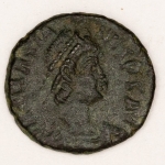 Numismática, Europa Peça para Ser Devidamente Estudada e Classificada. O Antigo Proprietário Acumulou Peças Provenientes de Grande Parte da Europa, Porem Nunca Classificava ou Catalogava Oportunidade para Boas Descobertas. Boa Sorte. 14mm 1,3g