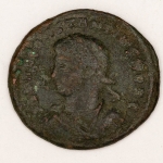 Numismática, Europa Peça para Ser Devidamente Estudada e Classificada. O Antigo Proprietário Acumulou Peças Provenientes de Grande Parte da Europa, Porem Nunca Classificava ou Catalogava Oportunidade para Boas Descobertas. Boa Sorte. 3,5g 19mm