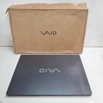 Notebook Vaio Cinza Escuro. Qualquer duvida entrar em contato pelo whatsaap: 11948723970 ou pelo nosso email: loucoporantiguidades@gmail.com. OBS: A sua participação em nosso leilão ajuda em causas animais.