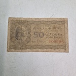 cedula de 50 centavos argentinos dos anos 40. Qualquer duvida entrar em contato pelo whatsaap: 11948723970 ou pelo nosso email: loucoporantiguidades@gmail.com. OBS: A sua participação em nosso leilão ajuda em causas animais.