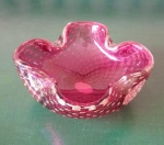Centro de Murano Seguso, vermelho com pó de ouro