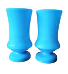 Par de vasos em opalinas francesa na cor azul,  século XIX