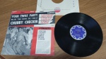 Lp Disco de Vinil Chubby Checker "Your Twist Party". Produto original, capa com sinais de uso e manuseio, pode haver desgaste. Disco pode conter poeira e riscos, mesmo que superficiais, podendo ocasionar algum nível de ruído na audição.Itens vendidos no estado que apresentam as fotos, qualquer dúvida por gentileza entrar em contato com nosso Whatsapp (24)992260836 para esclarescimentos até o dia anterior ao pregão!!!