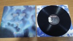 Lote com Lp Vinil The Bolshoi "Friends" ,capa com sinais de uso e manuseio, pode haver desgaste. Disco pode conter poeira e riscos, mesmo que superficiais, podendo ocasionar algum nível de ruído na audição.Itens vendidos no estado que apresentam as fotos, qualquer dúvida por gentileza entrar em contato com nosso Whatsapp (24)992260836 para esclarescimentos até o dia anterior ao pregão