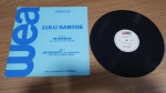 Lote com Lp Lulu Santos "De repente" Promocional ,capa com sinais de uso e manuseio, pode haver desgaste. Disco pode conter poeira e riscos, mesmo que superficiais, podendo ocasionar algum nível de ruído na audição.Itens vendidos no estado que apresentam as fotos, qualquer dúvida por gentileza entrar em contato com nosso Whatsapp (24)992260836 para esclarescimentos até o dia anterior ao pregão