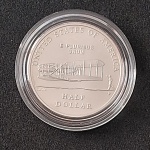 Estojo Estados Unidos 2003 -  Dólar Prata - 11,34 g - 30,61 mm - KM- 348 - Edição Comemorativa Centenário do Primeiro Voo - Com Certificado .