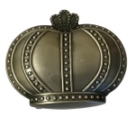 Antiga e lindo porta jóias em prata , representando coroa , peça portuguesa, com veludo vermelho na parte interna, ótimo estado, mede 7X6 cm