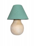 Abajur montado com vaso de ceramica na cor crua , cúpula e instalação nova , nunca usado, mede 35x25