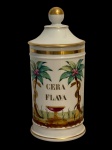 Antigo pote de farmácia em porcelana Francesa , frisos dourados, com tampa , perfeito estado mede 28x12