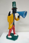 Estátua em cerâmica de músico estilo Nova Orleans ricamente ornamentado . Mede: 38 cm - (MARG26)