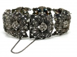 Antiga pulseira em PRATA com incrustação de Marcassitas . Mede: 18 cm aberta - Peso : 45 g