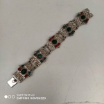 Magnífica pulseira mexicana em PRATA DE LEI com incrustação de turquesas e corais . Mede: 18 cm