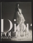 livro - Dior: Couture - Photographed by Patrick Demarchelier  - Rizzoli - 2011 - idioma inglês - 240 p. - capa dura com sobrecapa e parte interna em excelente estado de conservação - (36,5x28,5)cm. 