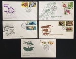 filatelia - lote com 5 Envelopes de Primeiro Dia de Circulação - em bom estado de conservação - (10x19) cm.