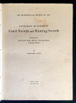 livro - Catalogue of European Court Swords and Hunting Swords (Catálogo de Espadas da Corte Europeia e Espadas de Caça) - Bashford Dean - The Metropolitan Museum of Art - 1929 - idioma inglês - 86 p. + 101 ilustração de página inteira - Edição única limitada a 900 exemplares - encadernação antiga com dorso e cantos em couro, solta e desgastada - parte interna com as primeiras e ultimas folhas com pontos amarelados - (34X27) cm.