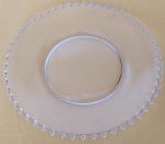 Prato em vidro cristal sobremesa borda bolinhas Pearl medindo 26 cm.
