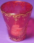 Luminária em vidro na cor vermelha com detalhes em dourado e arabescos med. 10x8cm..