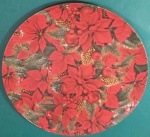Prato em plástico duro com flores natalinas medindo 33 cm