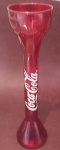 Copo para drink em plástico duro Coca-cola medindo 34x8 cm.