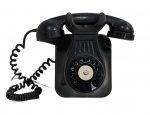 ANTIGO TELEFONE DE PAREDE DOS ANOS 50 EXECUTADO EM BAQUELITE. MARCADO GM. NÃO TESTADO E SEM GARANTIAS FUTURAS. MEDINDO 22X 9 X 25 CM