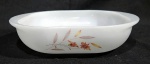 COLOREX - ANTIGA TRAVEESSA EM VISDERO OPALINADO COM DECORAÇÃO FLORAL. MEDINDO 6 X 24.5 X 29.5 CM