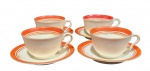 CONJUNTO DE QUATRO XÍCARAS DE CAFÉ EM PORCELANA EUROPÉIA. NUMERADA NA BASE. MEDINDO A XÍCARA 4 X 6 X 7.5 CM E O PIRES 9.5 CM
