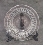 ANTIGO PRATO EM CRISTAL SAINT LOUIS RICAMENTE LAPIDADO. MEDINDO 19 CM