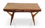 GIUSEPPE SCAPINELLI - ANTIGA MESA EXECUTADA EM MADEIRA NOBRE E TAMPO FOLHEADO EM CAVIUNA. ELA É 3 X 1.  MEDINDO FECHADA 35 X 50.5 X 108.5 CM E ABERA 74 X 101 X 108.5 CM