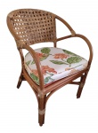 Cadeira em bambu e rattan com assento estofado revestido com tecido - 84x53x63 cm.
