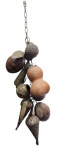 Antigo balangandã de parede em metal, madeira e material natural - 67x16 cm - alguns deles com leves amassados.