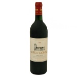 Vinho tinto francês Château Lagrange, safra 1989, proveniente da região de Saint-Julien em Bordeaux, França. Classificado como um Grand Cru Classé de 1855, este vinho geralmente é um corte das uvas Cabernet Sauvignon, Merlot e Petit Verdot.
