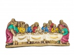 ARTE SACRA, uma (1) grande Santa Ceia confeccionada em estuque patinado com pintura policromada e realces em douração, apresenta falhas na patina, vide foto, medindo 17x54,5cm.