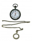 RELÓGIO, um (1) relógio de bolso antigo da marca Roskopf, modelo Messaggero, datado de aproximadamente 1900, sistema Echappement Roskopf, com mostrador branco esmaltado, numeração arábica, marcador auxiliar de segundos e caixa em metal espessurado a prata. Acompanha corrente em metal com argola tipo chatelaine arrebentada. Peça com sinais de uso, oxidação, falhas na prateação e bicados no mostrador, ausência dos ponteiros, do visor, tampa traseira solta e marcas do tempo, conforme fotos. Funcionamento não testado. Vendido no estado, sem garantia de funcionamento, medindo 8cm de diâmetro.