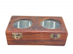 DIVERSOS, uma (1) caixa para frutas secas confeccionadas em madeira com marchetaria floral de metal dourado, dois recipientes internos em aço inox com visor em vidro translucido, fecho com sinais de oxidação, medindo 6x20x10,5cm.
