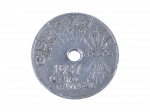 NUMISMÁTICA, uma (1) moeda de 25 Cêntimos da Espanha, datada de 1937, emitida durante o período da Guerra Civil Espanhola, confeccionada em cuproníquel (uma liga de 75% cobre e 25% níquel), medindo 25mm de diâmetro.