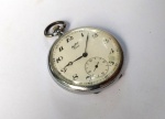 Vintage Coleção, Relógio Mathey Tissot Swiss de Bolso, 1950`s, Nickel e Porcelana, medindo 46mm de diâmetro, Ponteiros Originais, Segundeiro Auxiliar. Duas tampas traseiras. Leve defeito entre 4 e 5hs. Máquina original parada, muito tempo guardado. Precisa colocar revisão em dia.