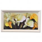 <b>L. ARAUJO</b>, "Flores", óleo sobre eucatex, moldura em madeira com patina texturizada na tonalidade branca, falhas na pintura vide foto, moldura medindo 64x114cm e tela 50x100cm.