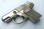 Vintage Brinquedo, Coleção, Decoração, Lote contendo Rara Pistola de Espoleta da Estrela, arma de brinquedo em metal cromado, medindo 10,5 x 7cm. Leve pátina pelo tempo. Sem funcionar.